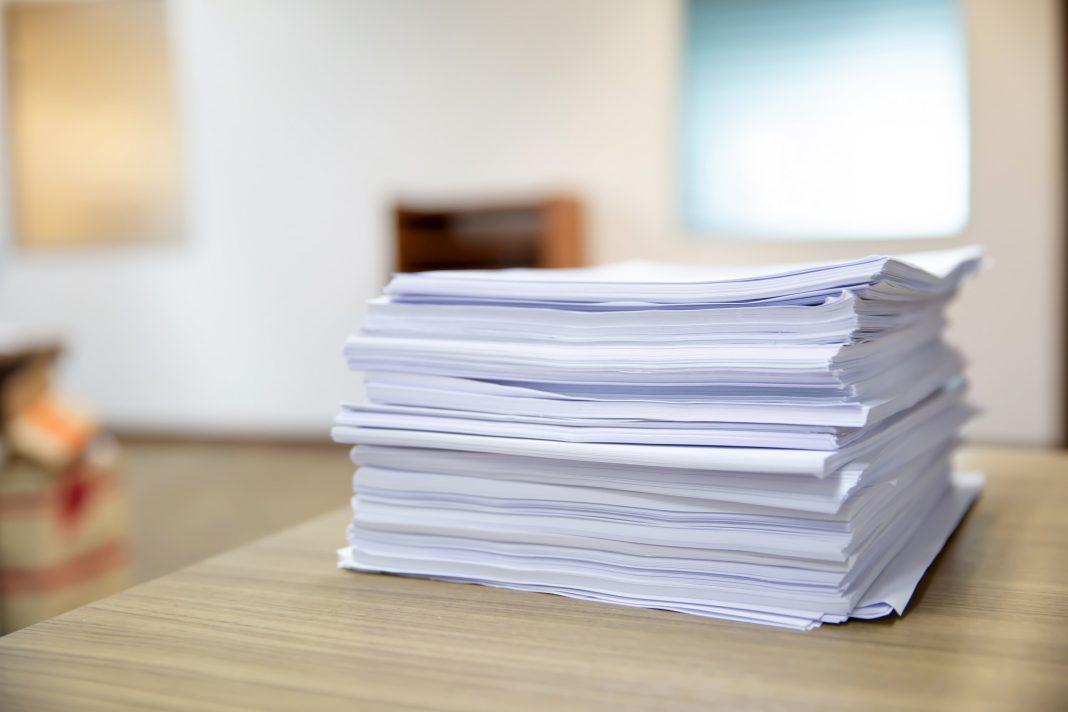 В Казахстане запретили пользоваться офисной бумагой из России