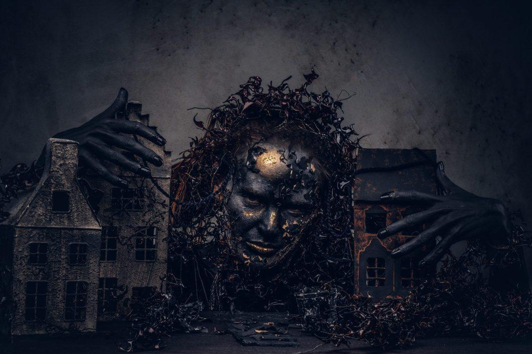 Жутко, но очень интересно: зачем в старинные времена изготавливали чудаковатых кукол?