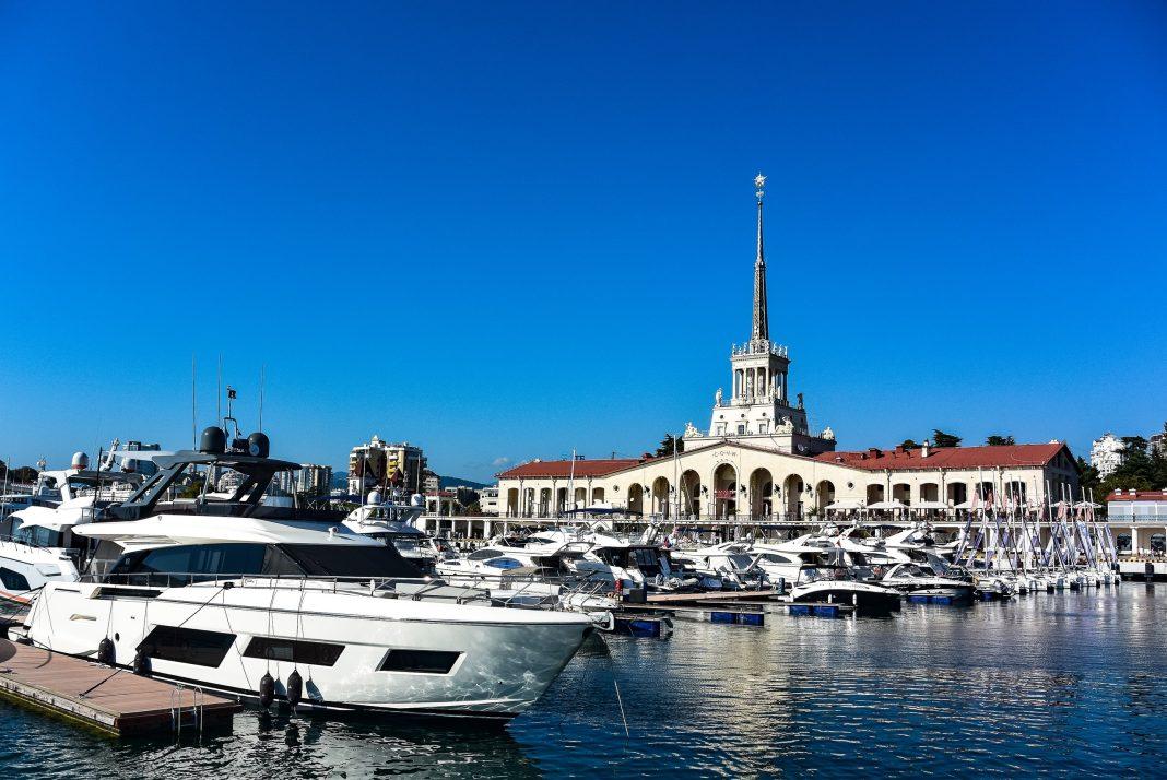 Неприятно, когда тебя в лицо называют бздышарой: девушка из Краснодара честно рассказала, как живется на ПМЖ в Сочи