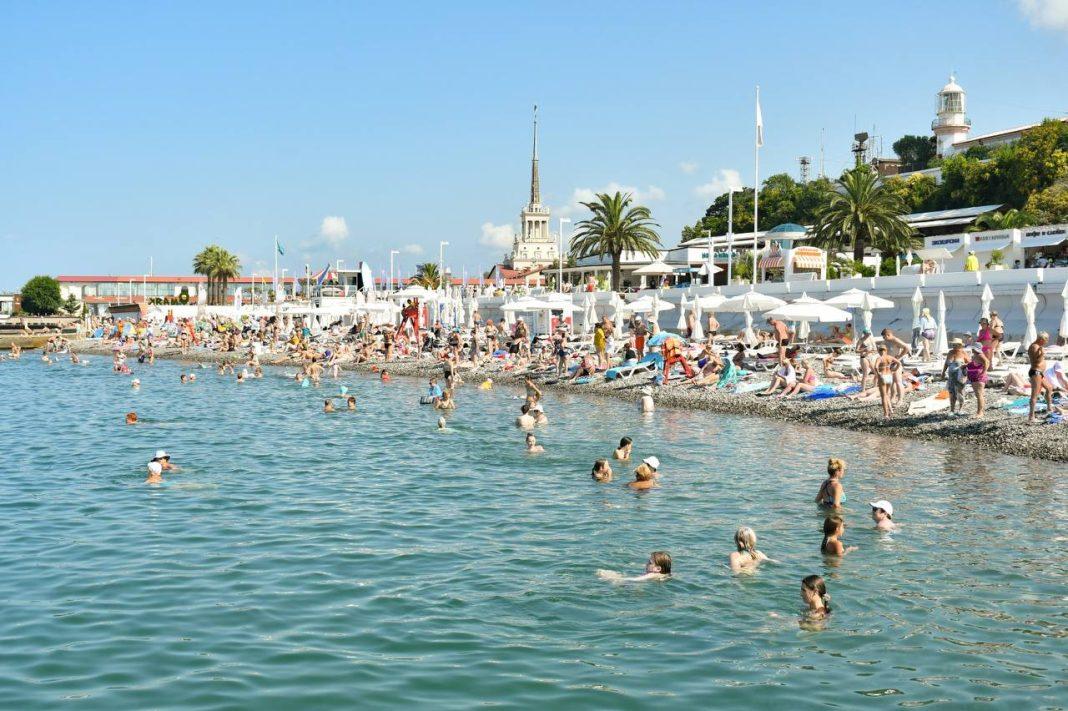 Массового оттока туристов в Сочи нет