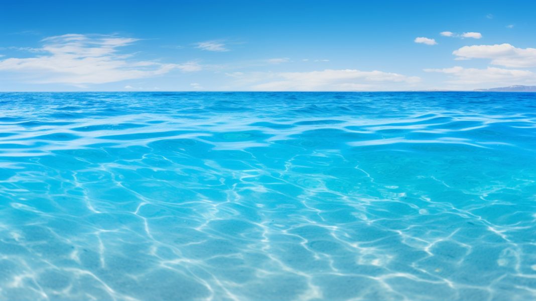 Как парное молоко: вода в Абхазии прогрелась до +29°С