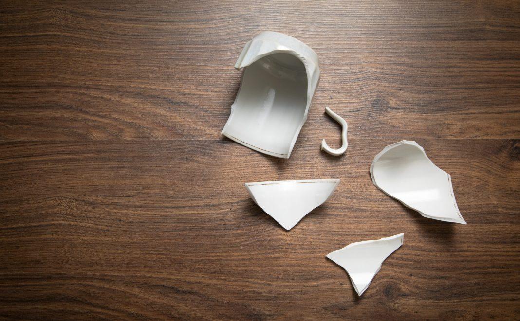 Культурно посидеть не получилось: в Сочи ранее осужденный мужчина устроил скандал в кафе. Что теперь будет?