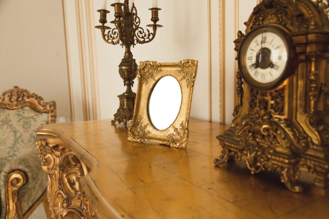 Почему наше отражение в зеркале может испугать нас и причем здесь эффект Трокслера?