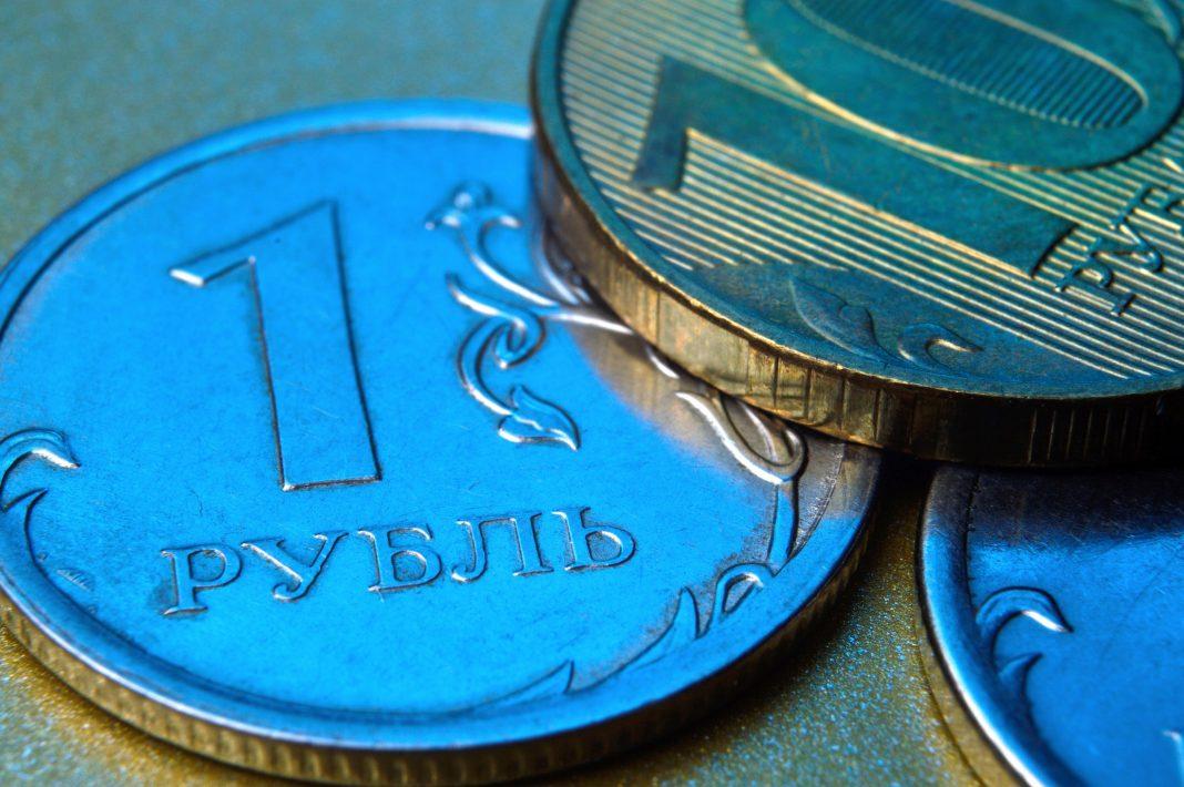 С 1 октября россиянам придется платить новый налог