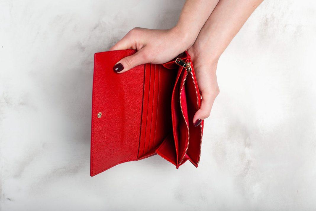 Цвет кошелька по знаку Зодиака: чтобы в нем всегда были деньги