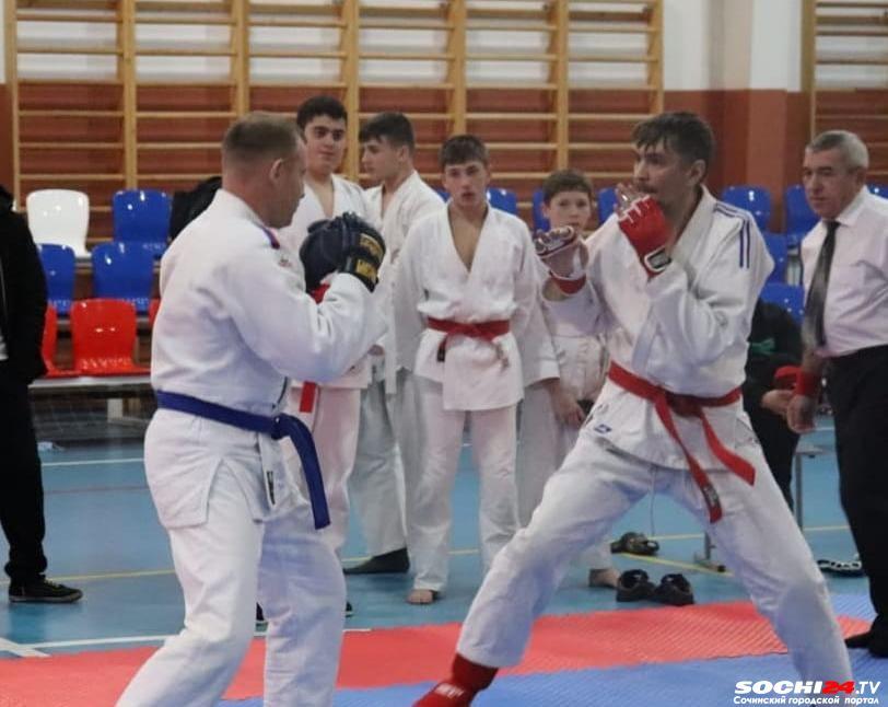 Сочинскому тренеру и его воспитаннику запретили участвовать в Азиатских играх