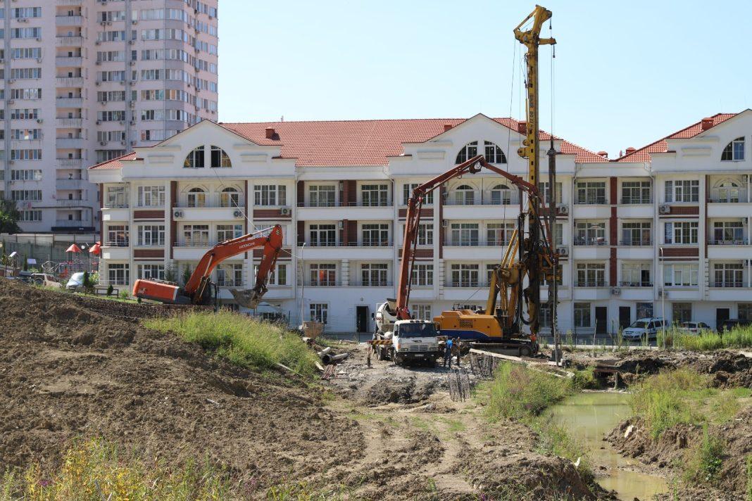 В Сочи вынесут с опасного оползневого участка важный водовод: он обеспечивает водой большую часть курорта