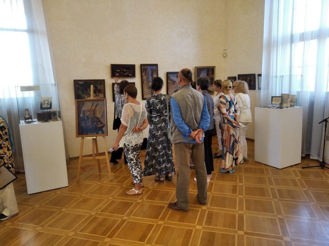 В Сочи стартовала выставка Крымско-армянского художника: успейте ее посетить до 8 октября