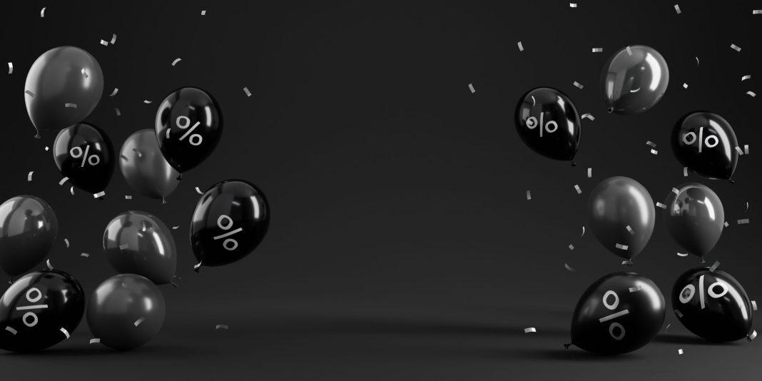 «Черная пятница» — новый «День дурака»: люди не верят в ноябрьские распродажи