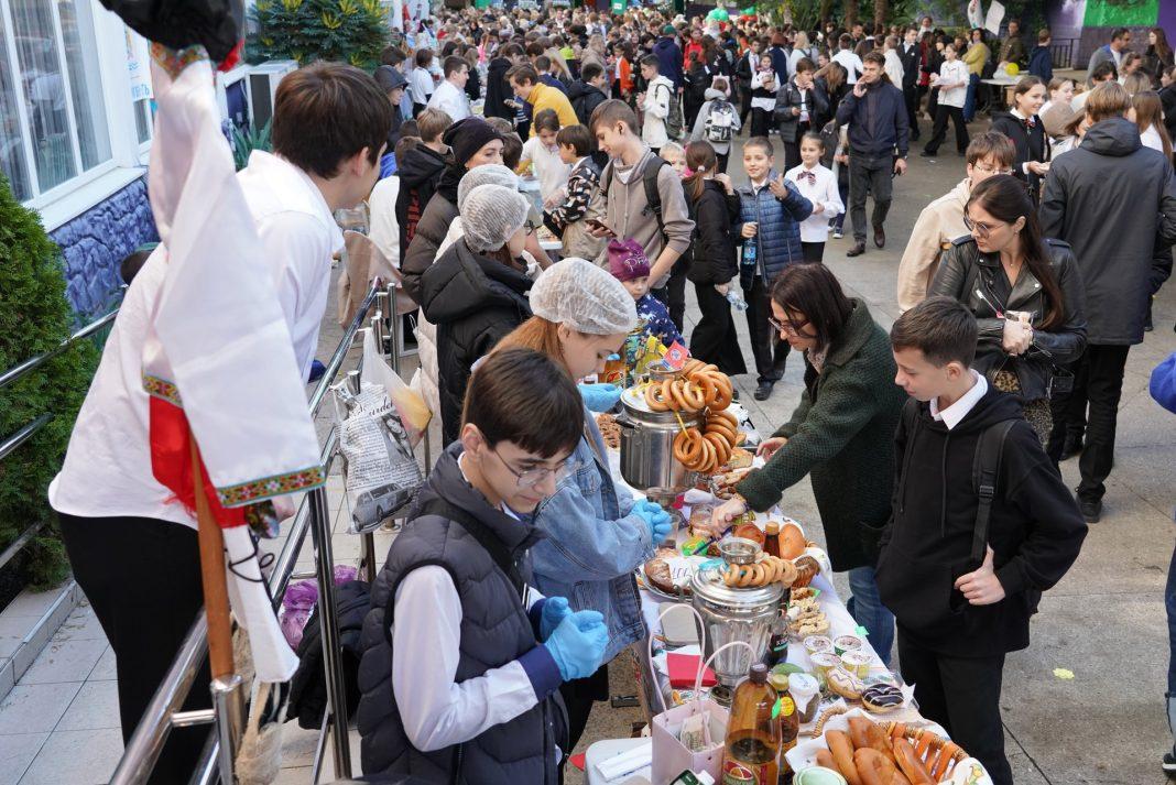 Как благотворительная ярмарка в Сочи объединила регионы России?