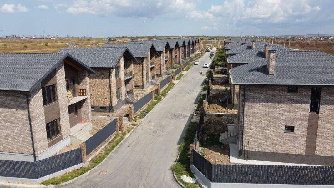 ВТБ предоставил более 280 млн рублей на строительство коттеджного поселка в Анапе