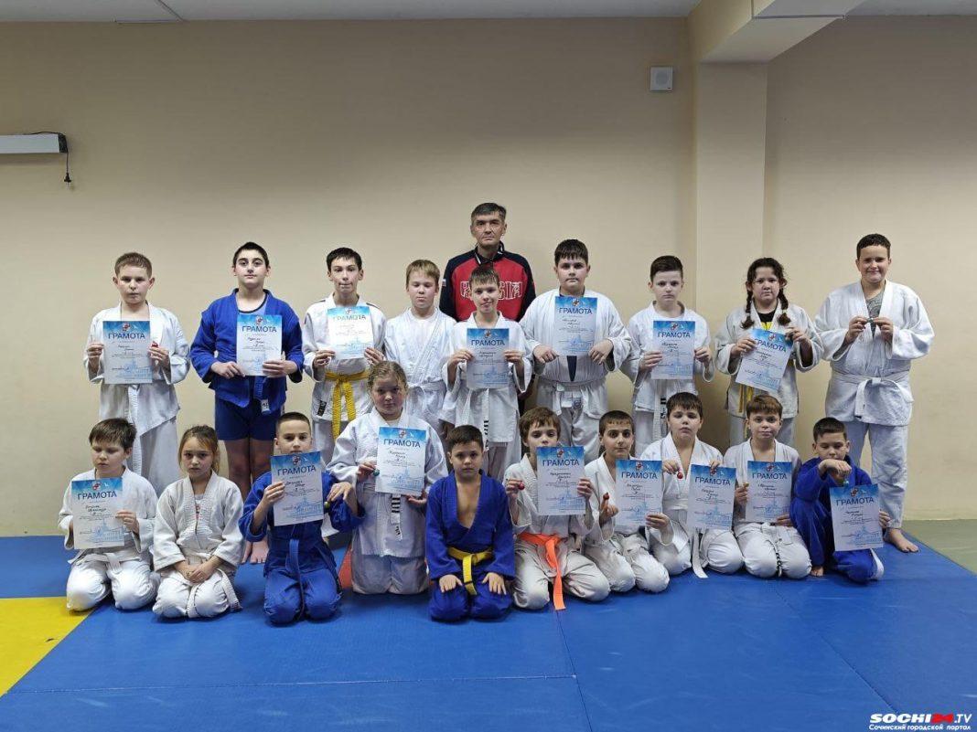 В Сочи в преддверии Нового года прошло Первенство по джиу-джитсу