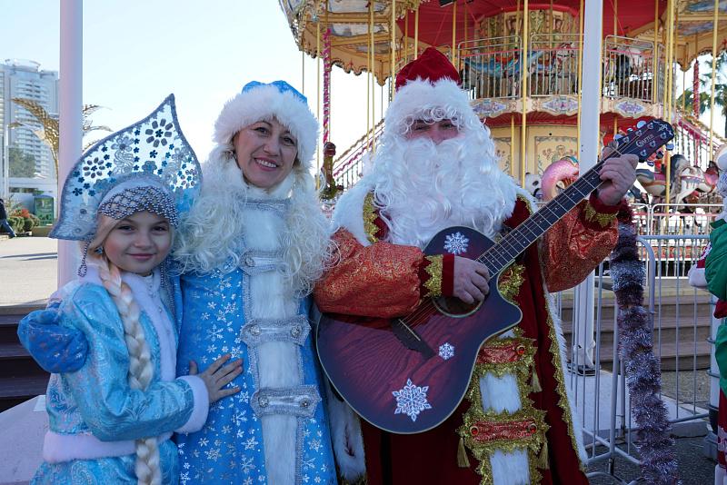 В Сочи прошел финал городского фестиваля «Народный Дед Мороз»