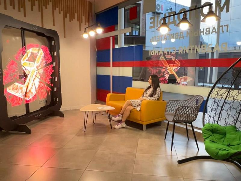 В Доме молодежи Сочи показали голографический арт-объект