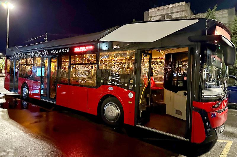 Перед Новым годом в Сочи запустили «Автобусы Желаний»