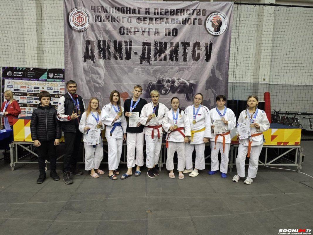 Сочинцы завоевали 12 медалей на Чемпионате и Первенстве ЮФО по джиу-джитсу