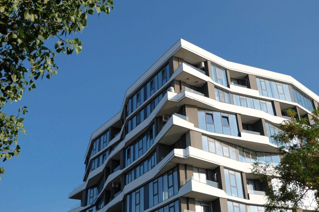 Как ключевая ставка влияет на рынок недвижимости в Сочи?