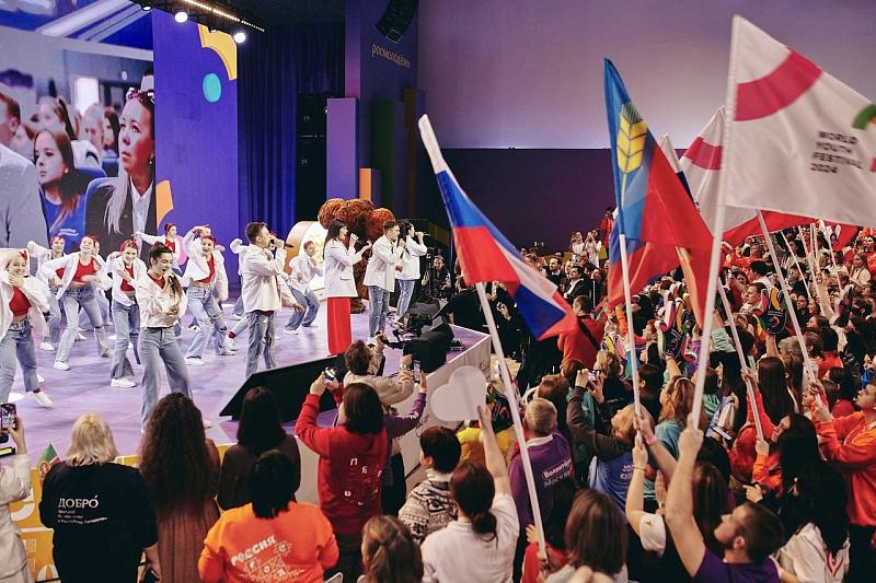 В 17 раз больше: в 2023 году в Сочи увеличилось количество молодежных краевых стипендиатов