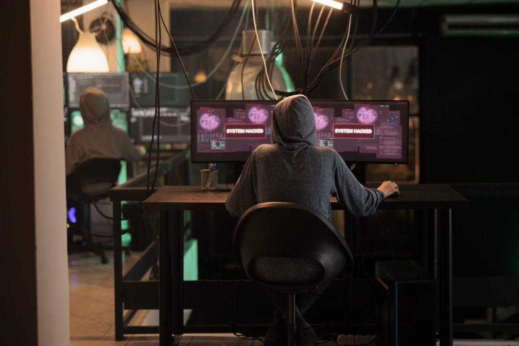 Диванные войны ушли в прошлое — киберволонтеры из Сочи хотят заблокировать 130 интернет-ресурсов