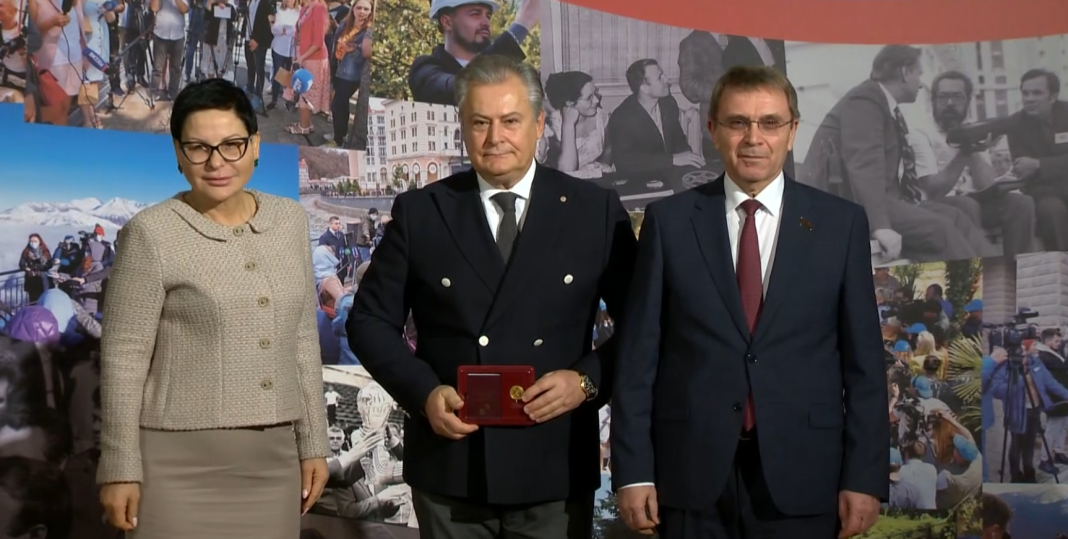 Почему сотрудники медиахолдинга «Макс Медиа Групп» из Сочи оказались в центре внимания в День российской печати?