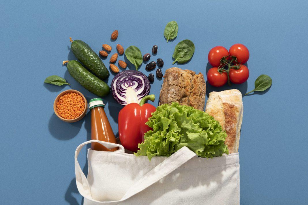 Эти категории товаров подешевели в России больше всего