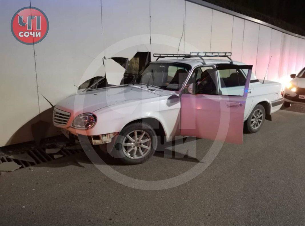 В Сочи в результате ДТП скончался мужчина