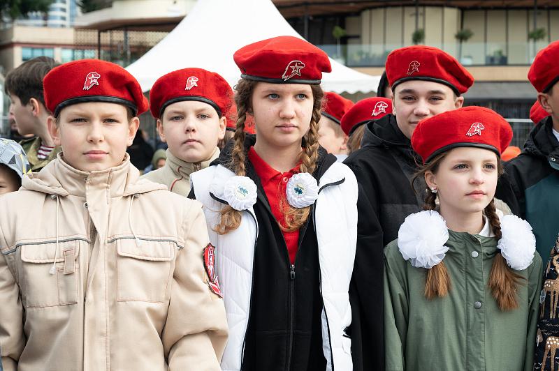 В День защитника Отечества 100 молодых сочинцев стали юнармейцами