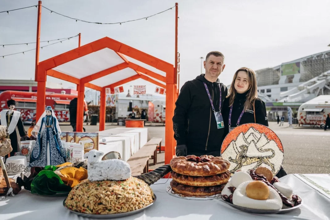 Иностранцы на ВФМ познакомились с российской региональной кухней