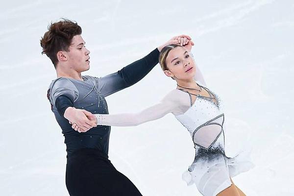 Сочинцы Вероника Меренкова и Даниль Галимов выиграли финал Гран-при России по фигурному катанию среди юниоров