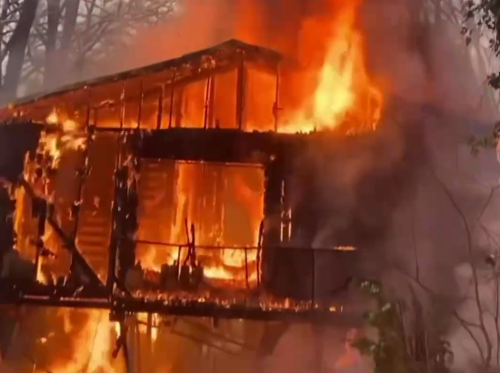 В Сочи здание выгорело полностью за 5 минут