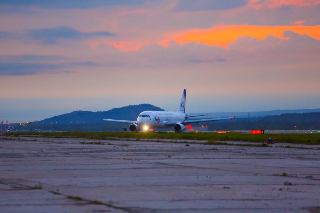 Пассажира не пустили на рейс из Сочи: авиакомпании грозит штраф до полумиллиона