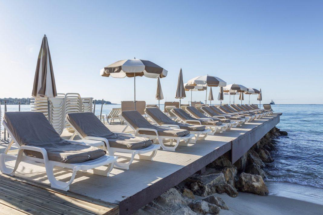 Мест практически не осталось: спрос на летний отдых в Сочи зашкаливает