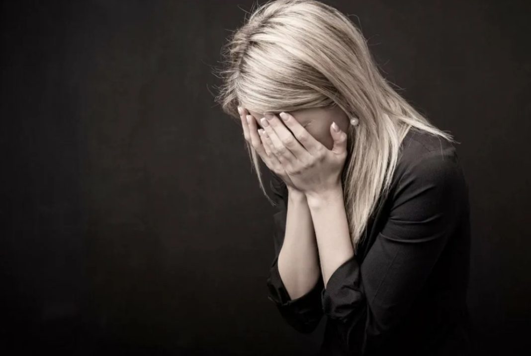 Ромео уже не тот: сочинка пригласила домой кавалера, а утром он украл телевизор