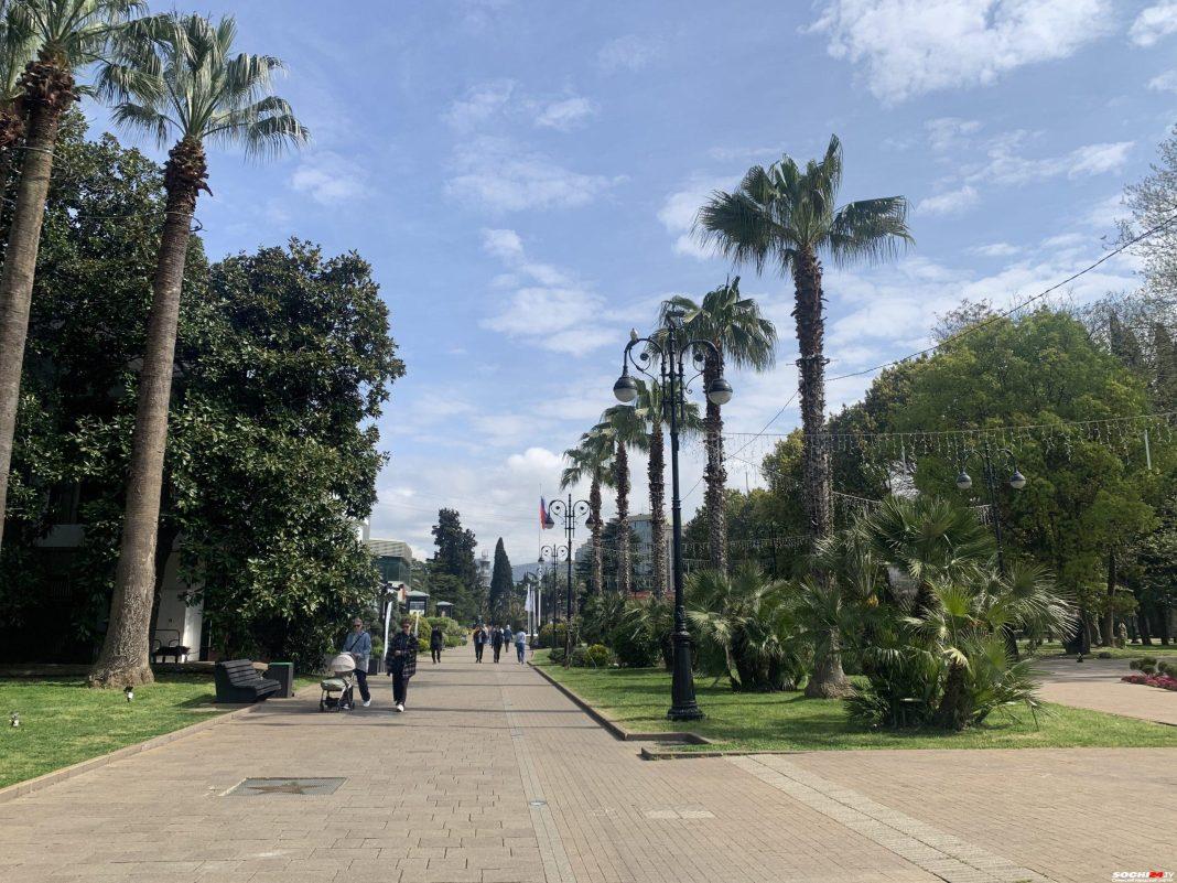 Позже бронируешь — больше платишь. Рекордный турпоток в Сочи на майские толкает цены вверх