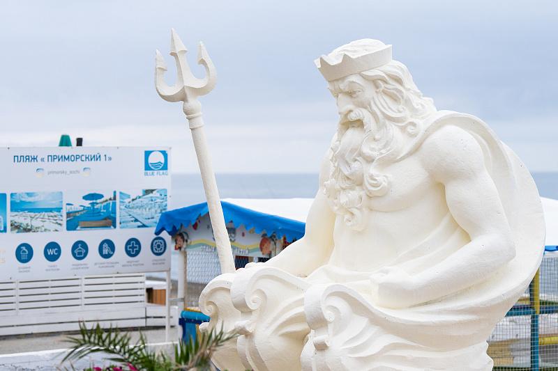 Мэр проверил подготовку пляжных территорий к летнему сезону