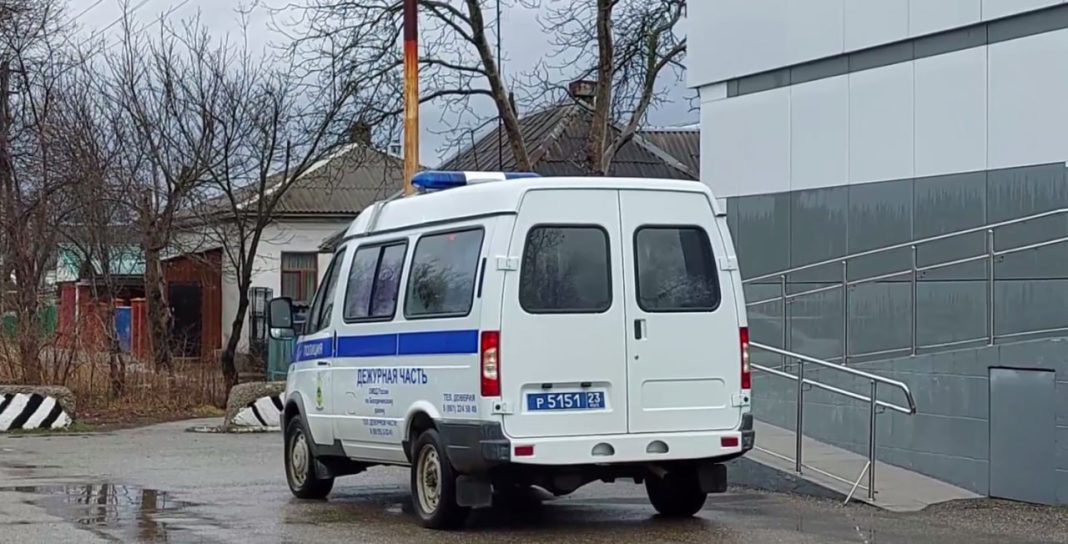 Жительнице Сочи грозит пять лет за фиктивное трудоустройство мигрантов — видео