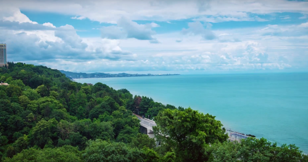 Чем заняться в Сочи летом?