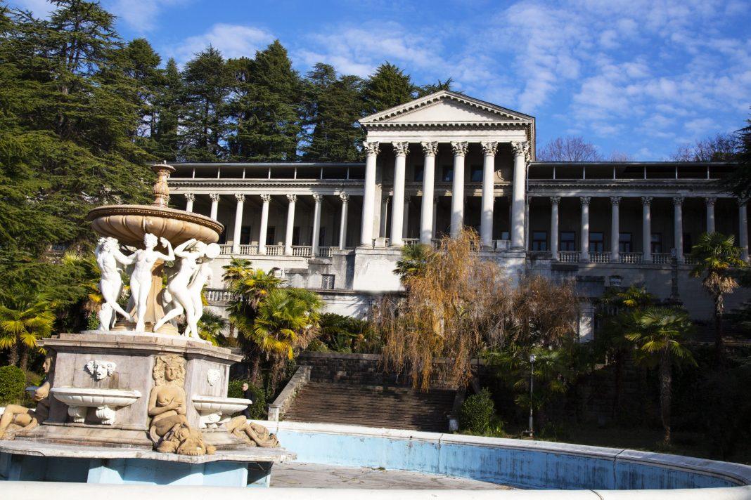 Реновация санаториев в Сочи: долгий путь к обновлению