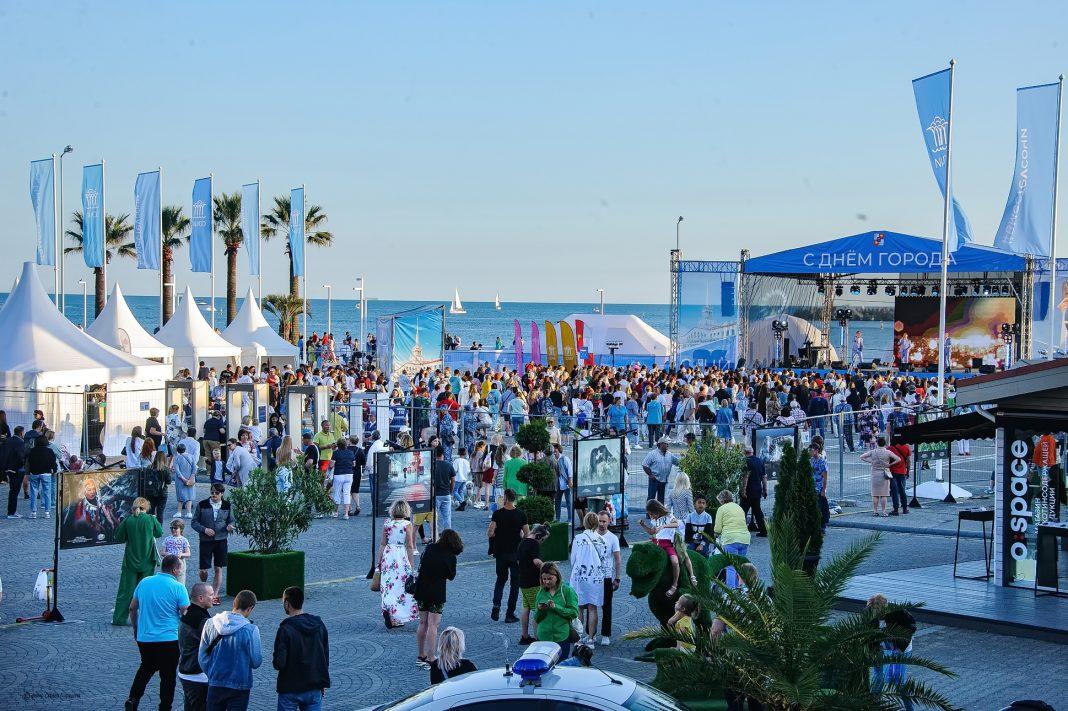 С днем рождения, Сочи! Какие концерты и другие зрелищные мероприятия пройдут 24-28 мая