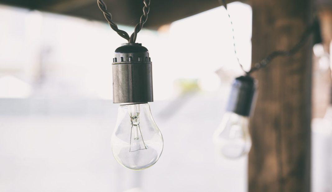 Десятки улиц в Сочи затронут отключения света 31 мая: полный перечень