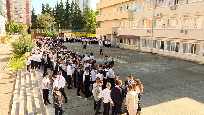 Юных сочинцев научили, как вести себя при возникновении террористической угрозы