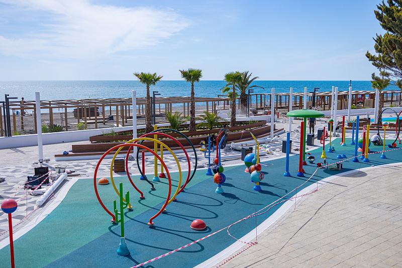 Через 7 дней откроется крупнейший в Сочи семейный пляжный комплекс «Ривьера»