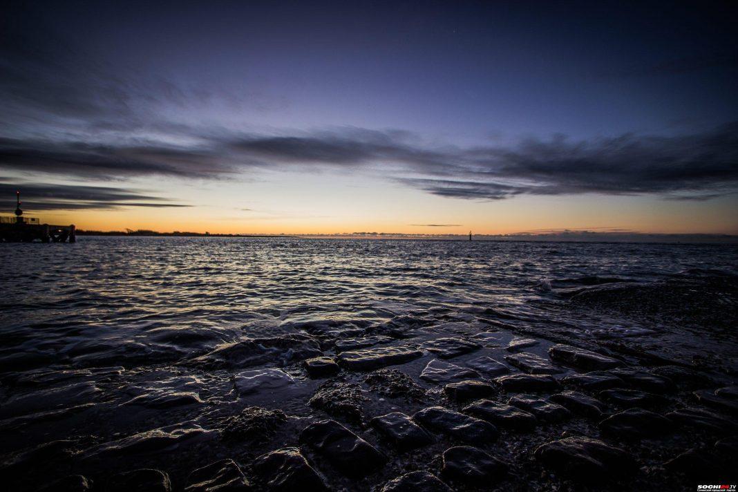 В Сочи обнаружили труп на берегу моря