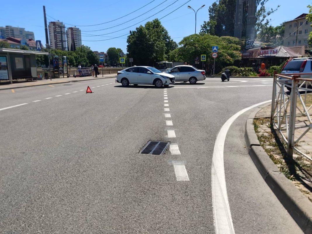 В Сочи 12-летний водитель попал в аварию