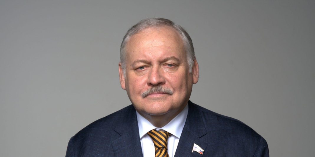 Константин Затулин продолжает бороться с проблемой аварийного жилья в Сочи