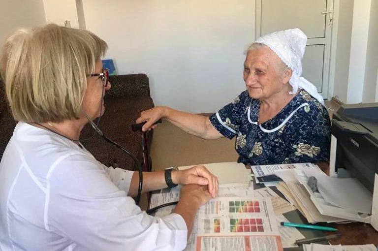 Пожилые жители Ейского района бесплатно проверили свое здоровье