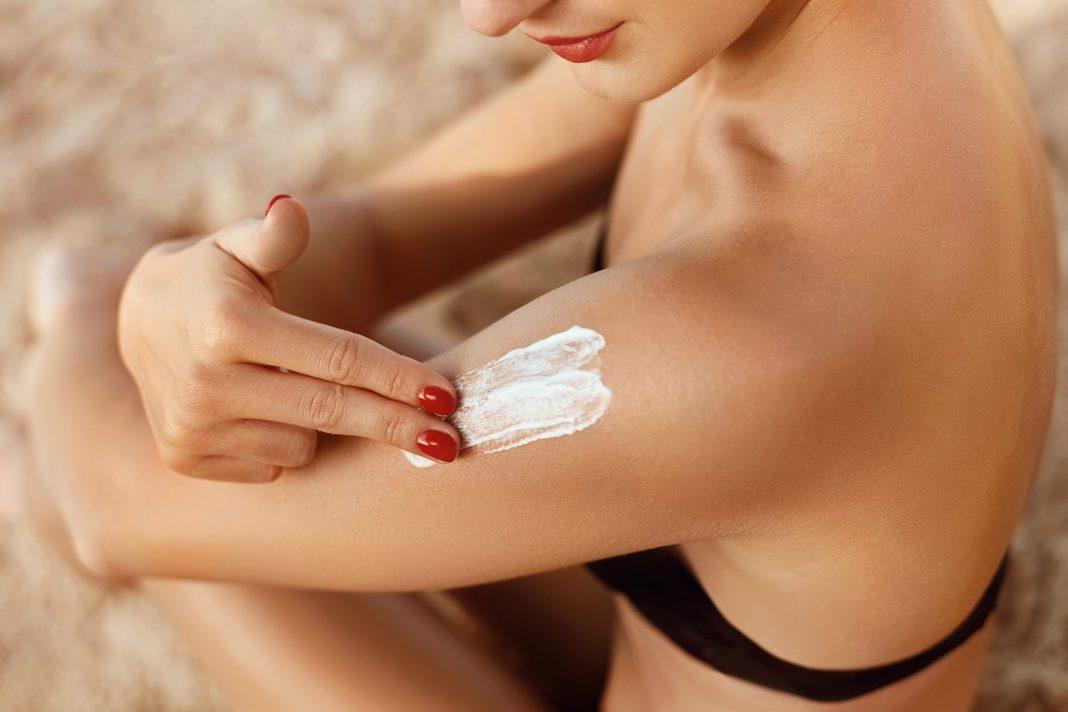 Это спасет вам кожу: врач Ворожейкин назвал действенную мазь от солнечных ожогов
