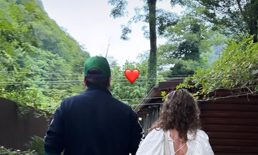 Юморист Харламов привез новую жену на медовый месяц в Сочи