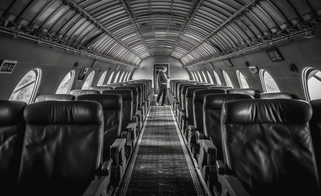 Запахло горючим: рейс «Улан-Удэ — Сочи» задержали из-за неисправности самолёта