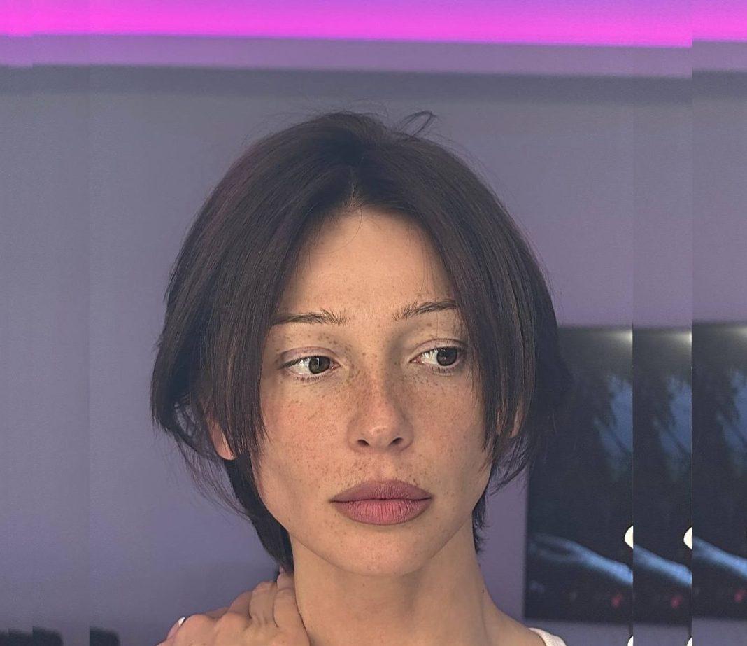 Налоговая заблокировала счета Насти Ивлеевой из-за крупного долга